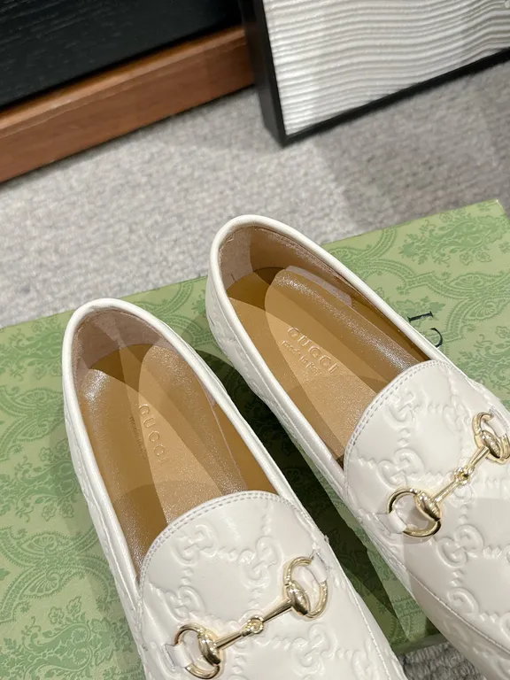 Gucci Shoe 